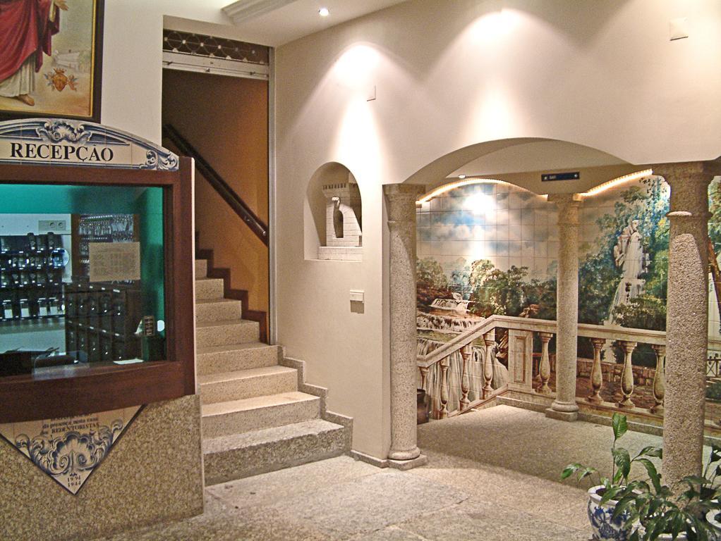 Casa De Retiros N. S. Perpetuo Socorro Hotel Guimarães Buitenkant foto